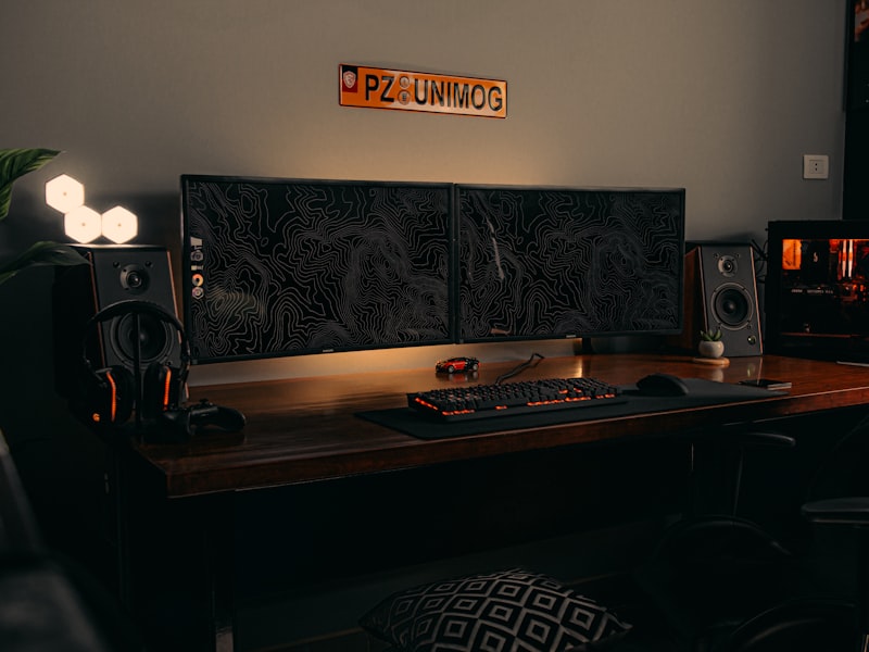 The free-roam VR arena, mid-raid